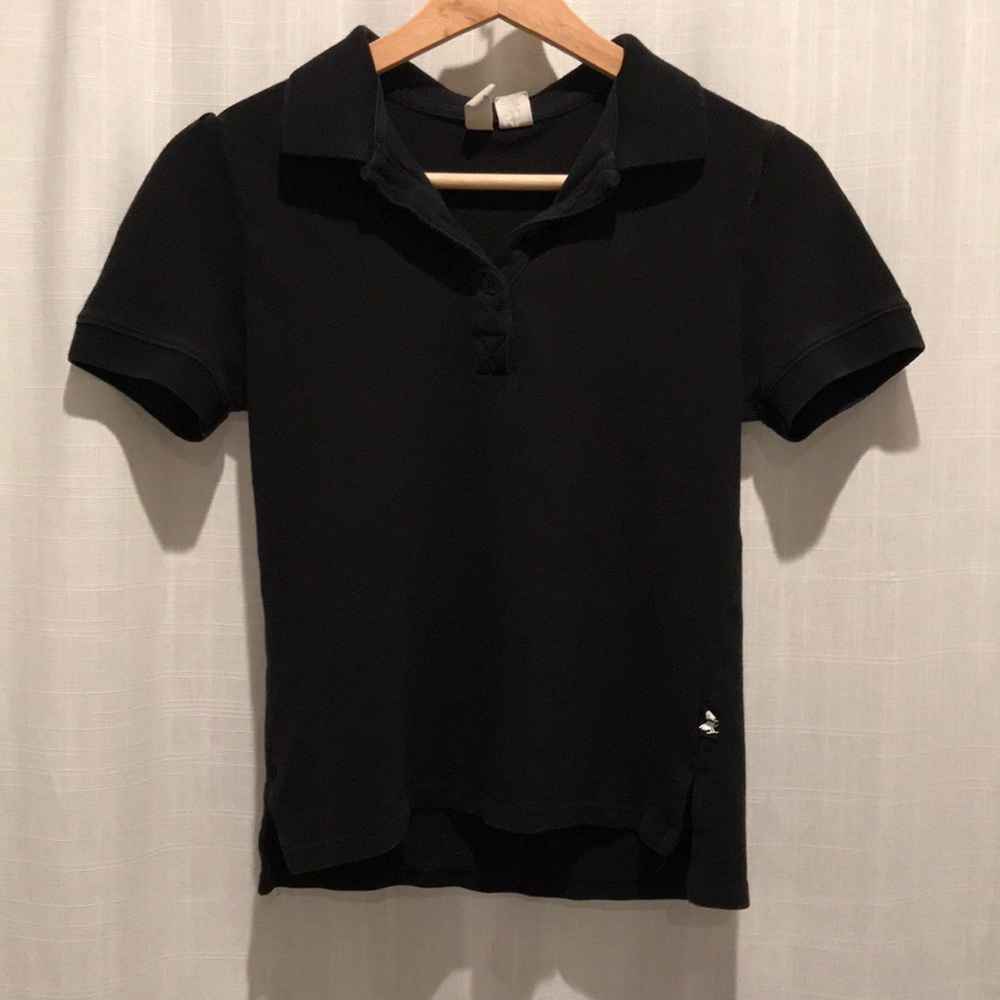 UO black 100% cotton short collared tee